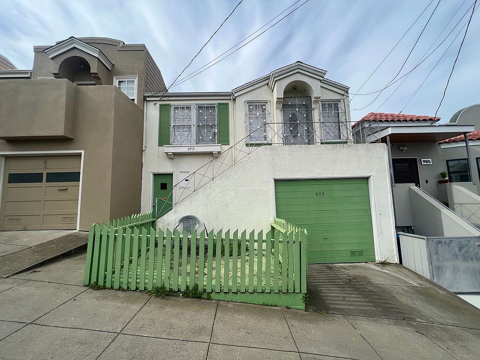 1st image of 979 Capitol Ave