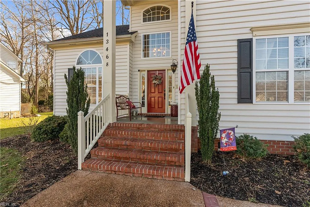 13468 Whippingham Parkway - 1 — Photo 2
