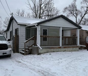 2117 E Schumacher St, Burton, MI, 48529