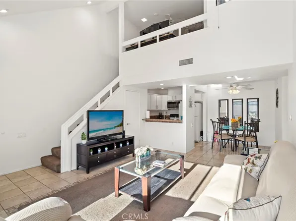 25761 Le Parc Unit 82, Lake Forest, CA 92630