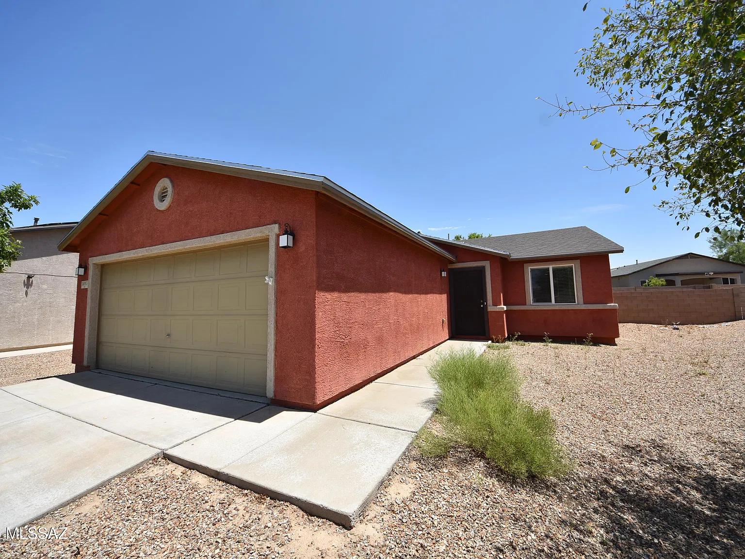 3 bed, 2.0 bath, 1287 sqft, $1,650 — Photo 3