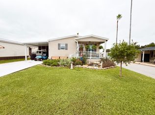 86 Sandalwood Dr, Thonotosassa, FL 33592