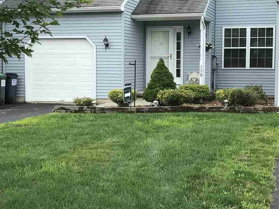 1st image of 33B Pointe West Dr #B