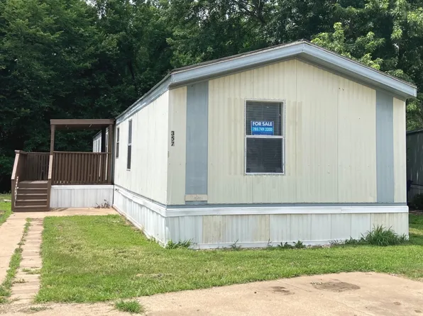3323 Iowa St #357, Lawrence, KS 66046
