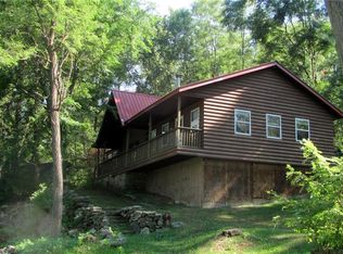 141 Whitaker Rd, Hammond, NY 13646