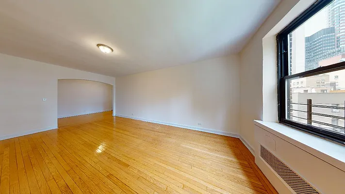 Rented by Bond New York | media 18