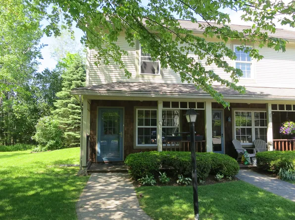 202 Cedar Ln, Williston, VT 05495