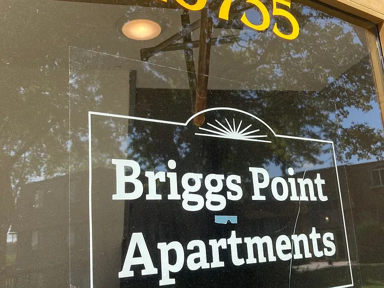 Briggs Point — Photo 74