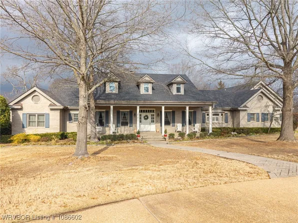 7001 Highland Park Dr, Fort Smith, AR 72916