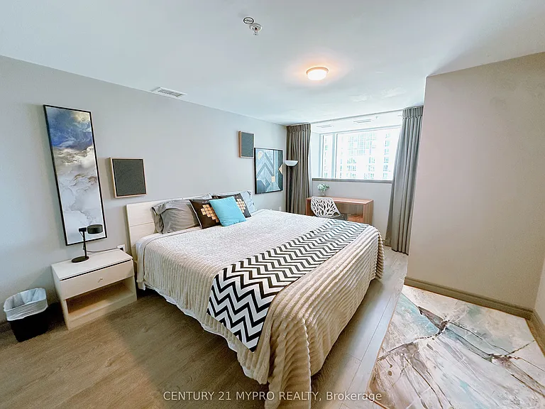 321 Spruce St #706 — Photo 12