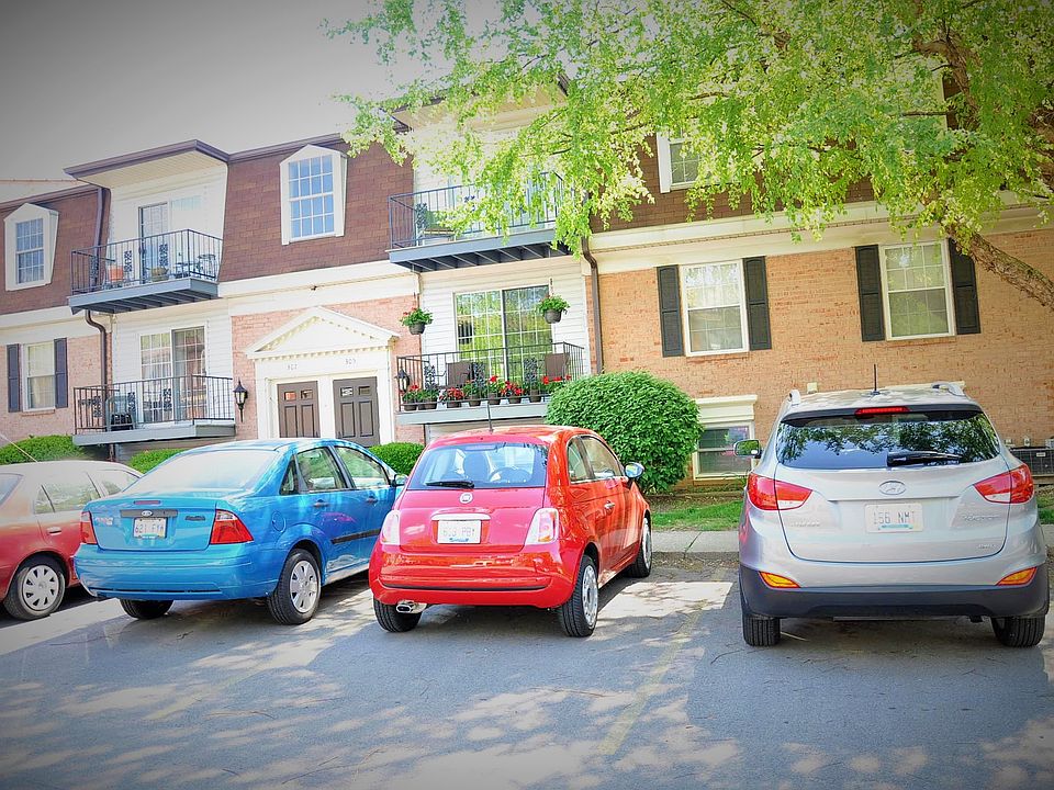 1st image of 307 Chanel Ct APT 1
