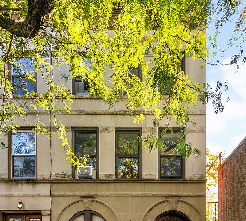 1st image of 330 Gates Ave