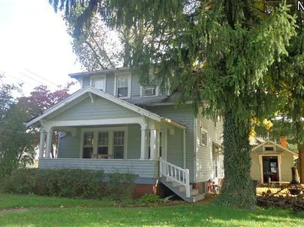 1301 E High Ave, New Philadelphia, OH 44663