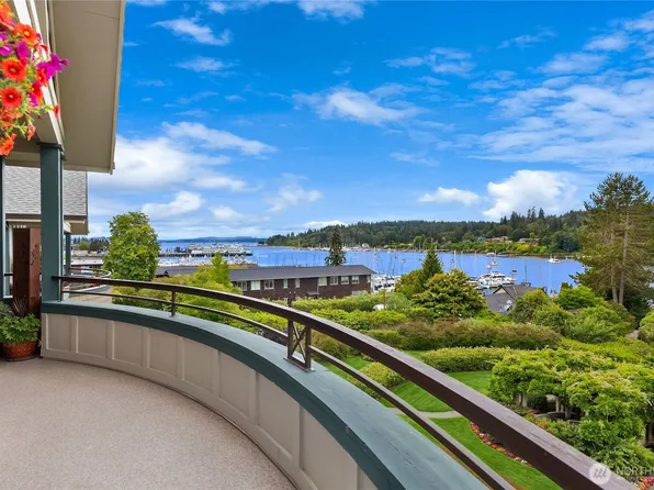 450 Wood Avenue SW #3B, Bainbridge Island, WA 98110