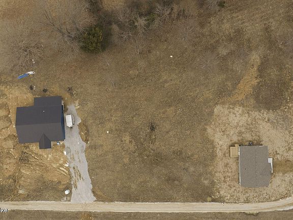 5th image of 60 Tyler Ridge Dr