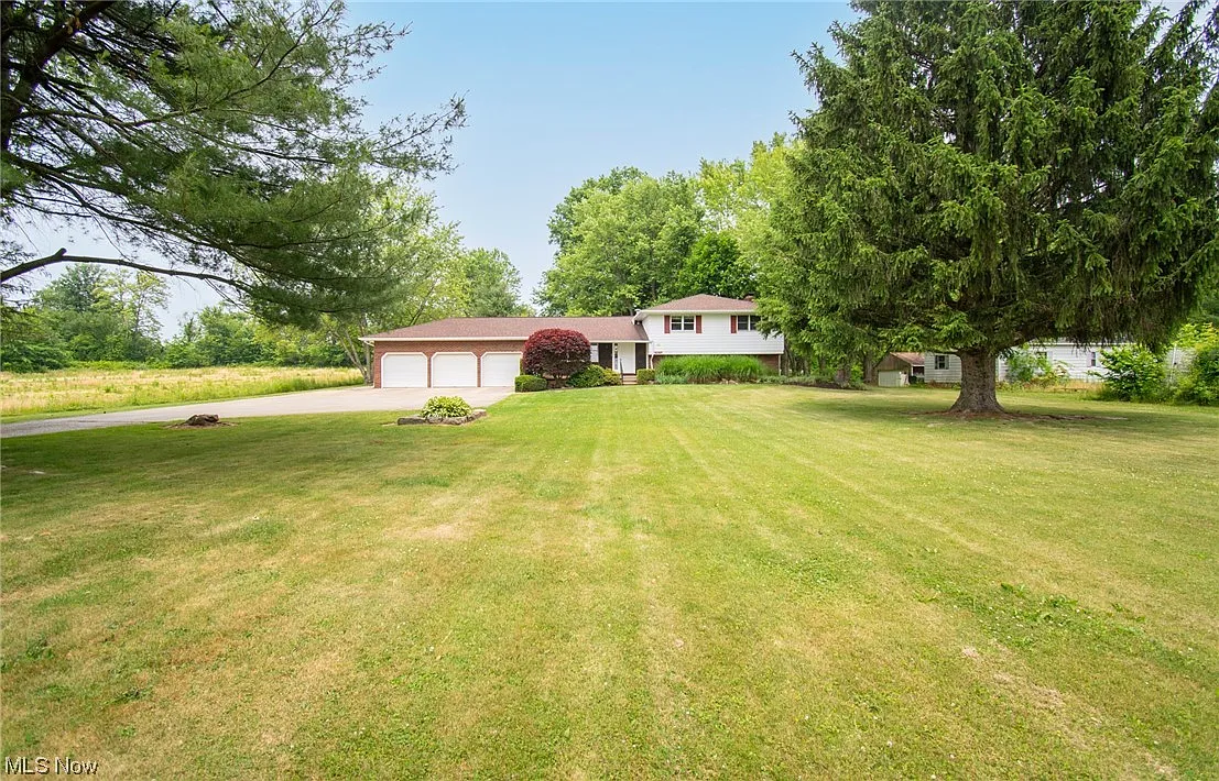 2826 Columbiana Rd photo 1