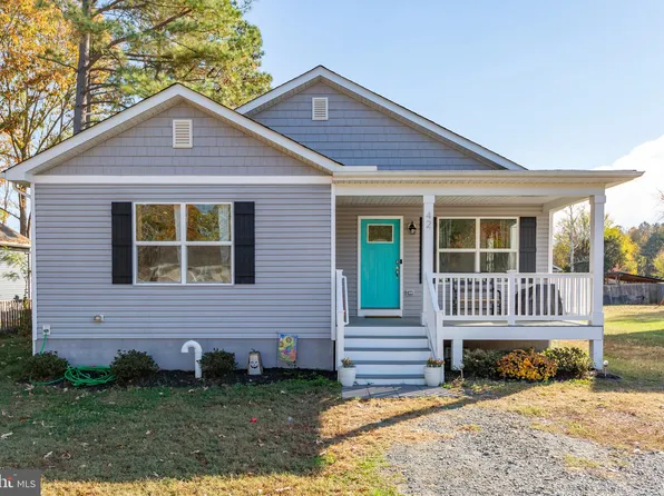 42 Woodmount Dr, Colonial Beach, VA 22443