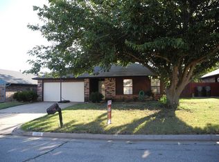 8908 Tracy Dr, Oklahoma City, OK 73132