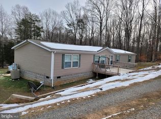 9946 Tribble Rd, Beaverdam, VA 23015
