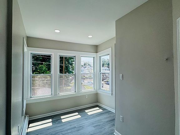 4th image of 487 Nye Ave Floor 2