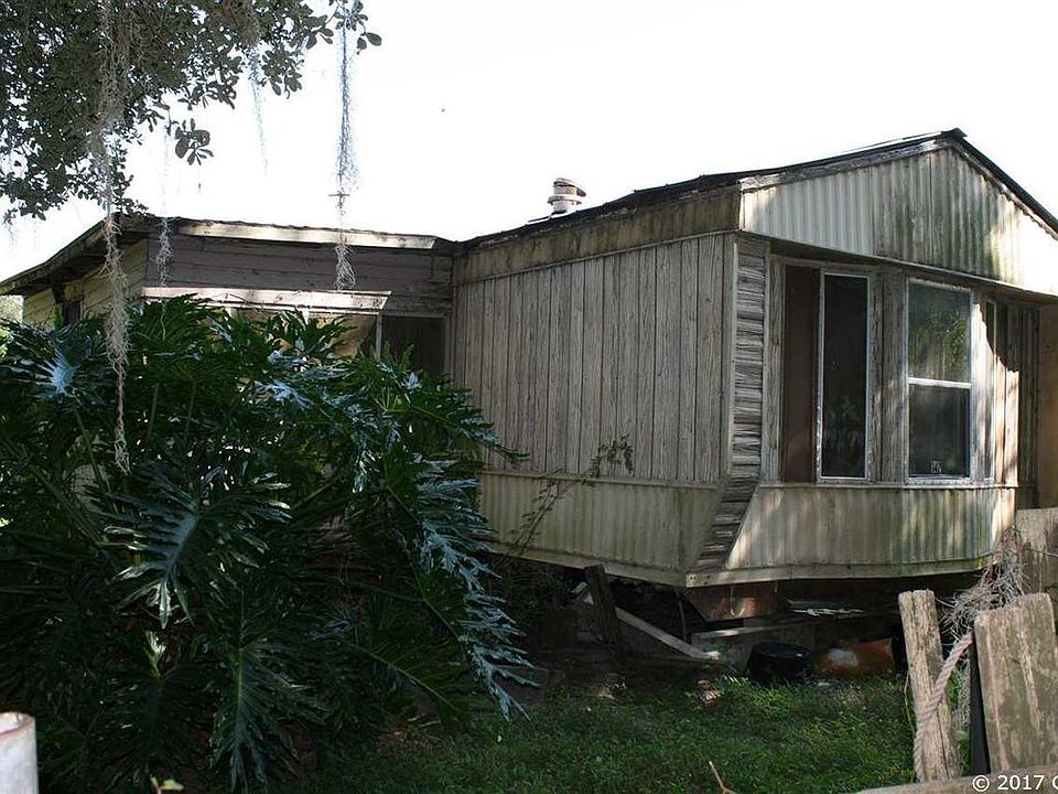 2nd image of 9900 NW 200th Street Rd