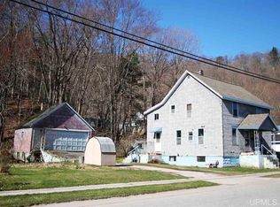 601 W Onota St, Munising, MI 49862