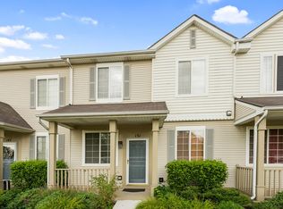 151 Foxglove Ct, Romeoville, IL 60446