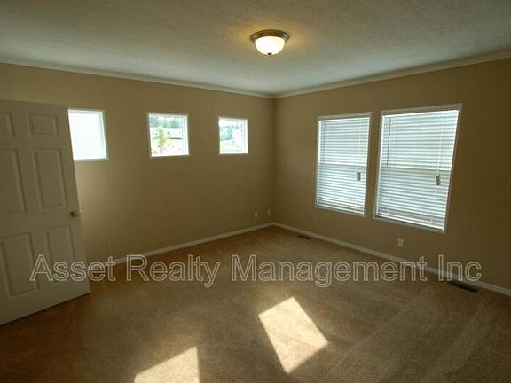 4th image of 430 Contentment Ln