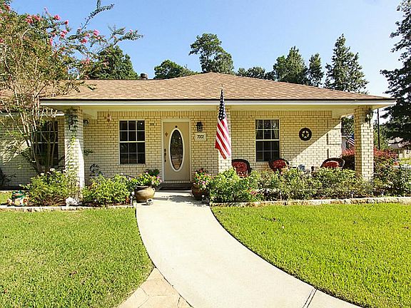 3rd image of 7002 Revelwood Dr