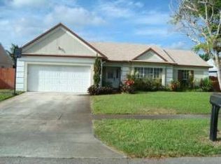 9541 Ashley Dr, Miramar, FL 33025