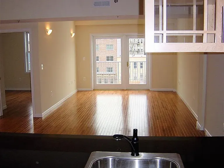 225 Grand St #2A — Photo 8