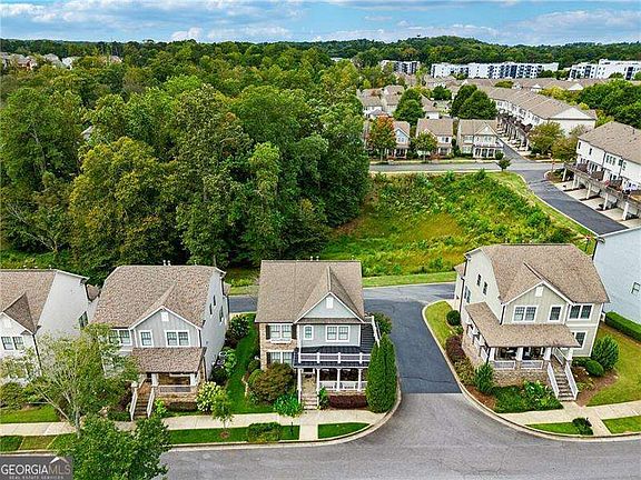 3rd image of 3631 Portland Trail Dr