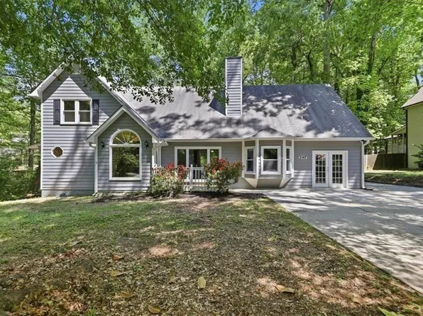 3147 Oak Leaf Ct SW, Marietta, GA 30064