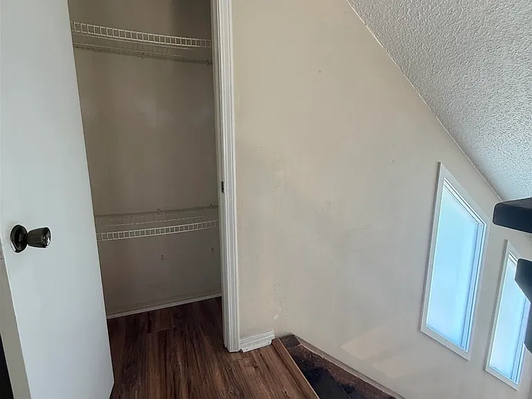 3004 Cedarwood Village Ln — Photo 16