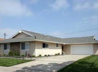 976 Lansing Ln, Costa Mesa, CA 92626