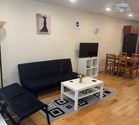 2nd image of 909 Reinli St APT 136