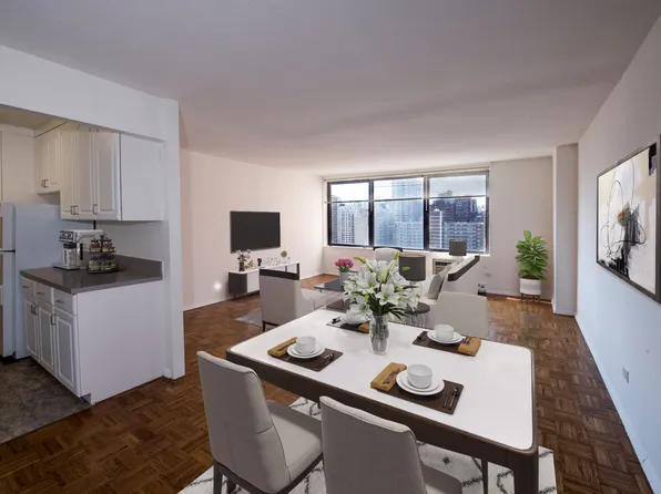 1623 3rd Avenue image 1 of 2