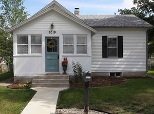 1019 Culbertson Ave, Worland, WY 82401