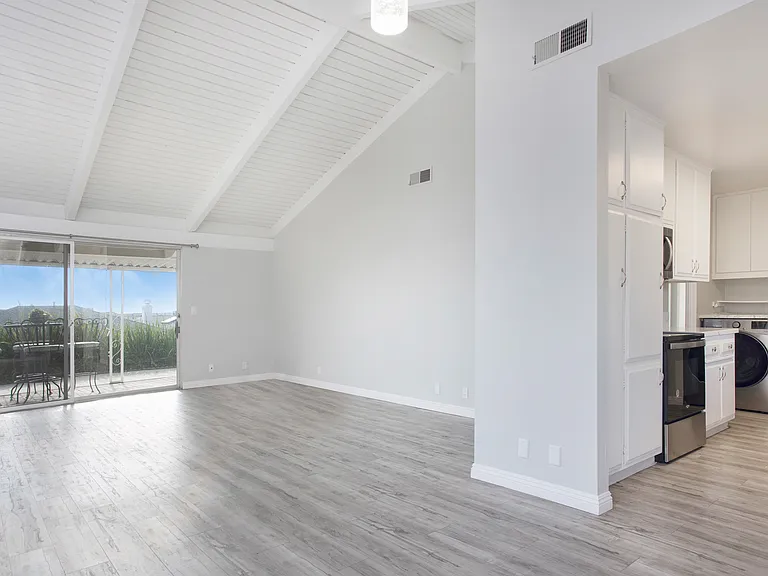 305 Camino San Clemente — Photo 4