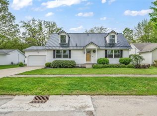 1350 Rolling Meadows Dr, Vermilion, OH