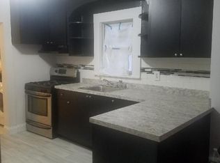 2 Roosevelt St, Bay Shore, NY 11706