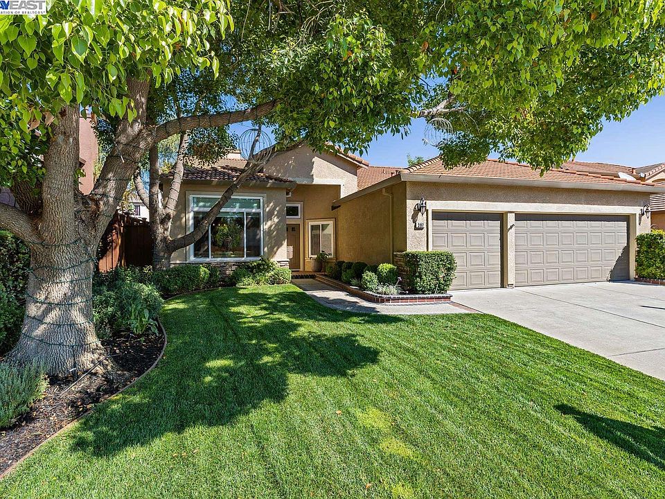 1st image of 397 Bryce Dr