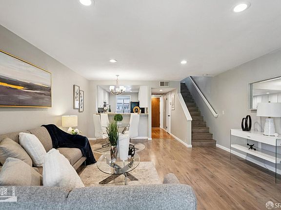 2nd image of 1107 Indian Summer Ct