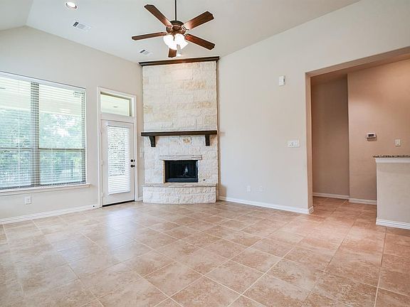 4th image of 19005 Cove Forest Ln
