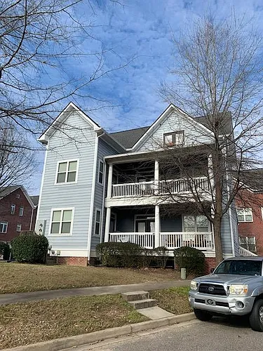 325 Landing Dr Photo 1