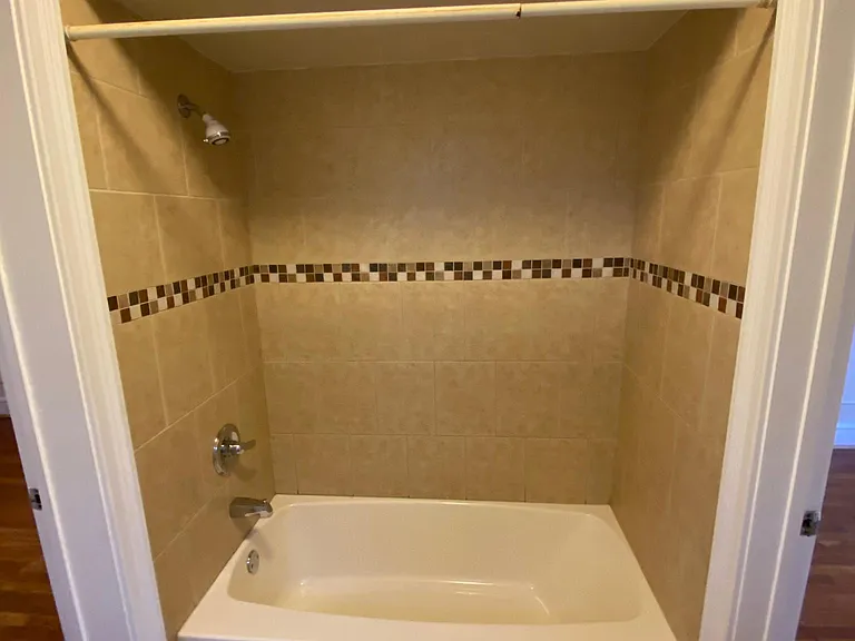 3426 W Grace St #5 — Photo 23