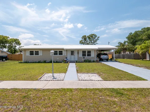 5031 Essex Ln, Spring Hill, FL 34606