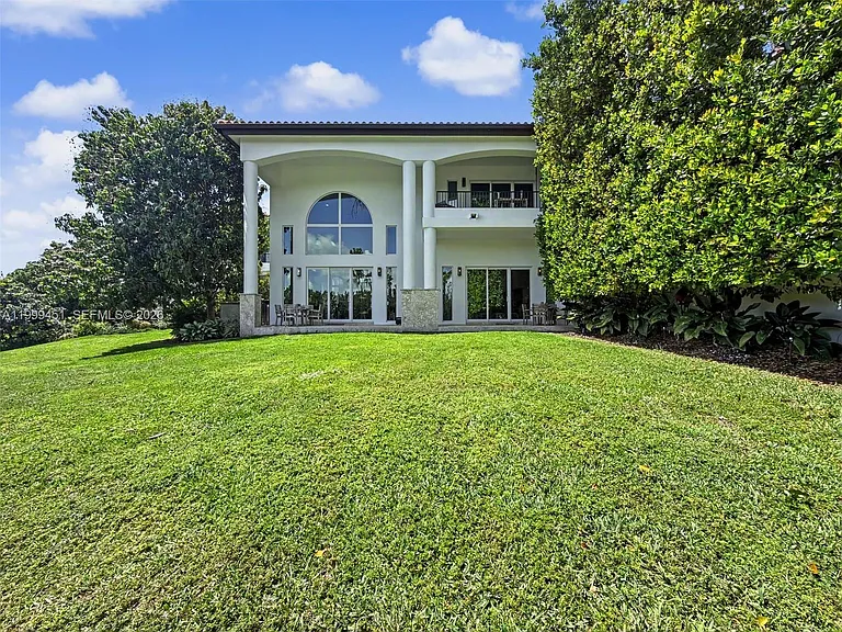 13689 Deering Bay Dr — Photo 77