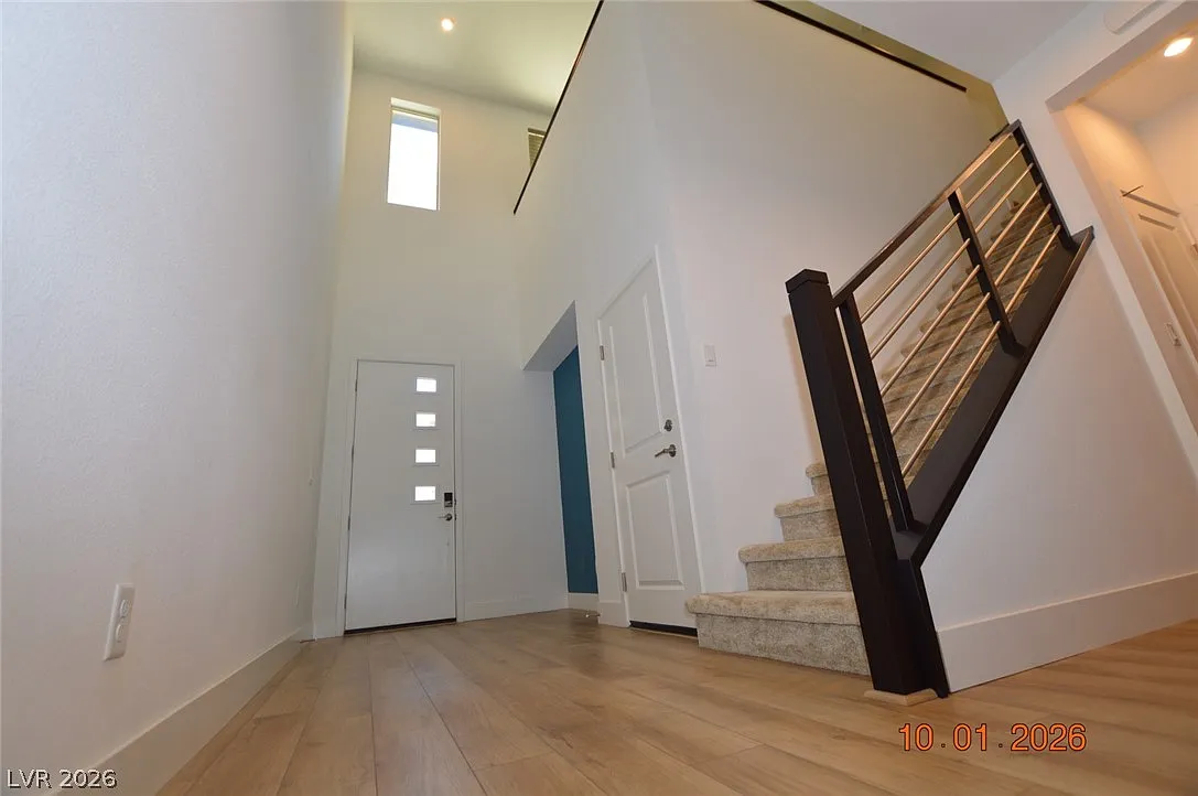 752 Echelon St — Photo 2