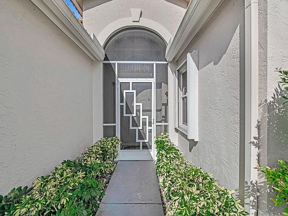 2nd image of 9639 Harbour Lake Circle